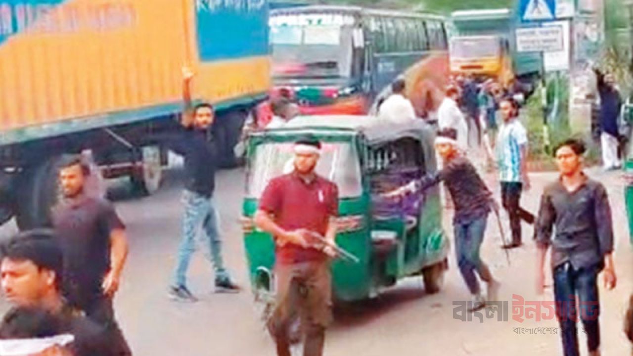 অস্ত্রধারী কেউ কেউ ভাড়ায় আসে মিরসরাই থেকে